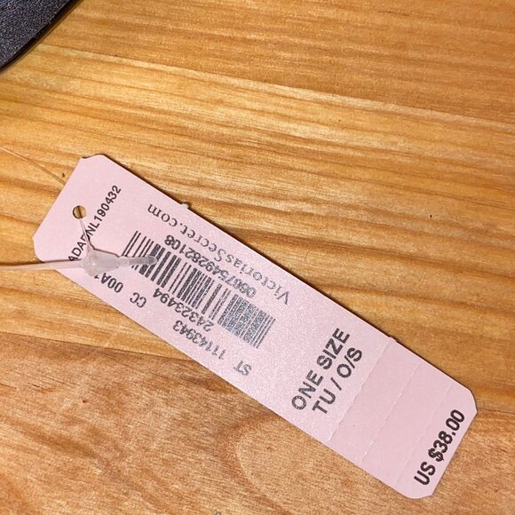 Victoria’s Secret 2018 Forever Angel Limited Edition Lingerie Travel Case NWT - Picture 3 of 6